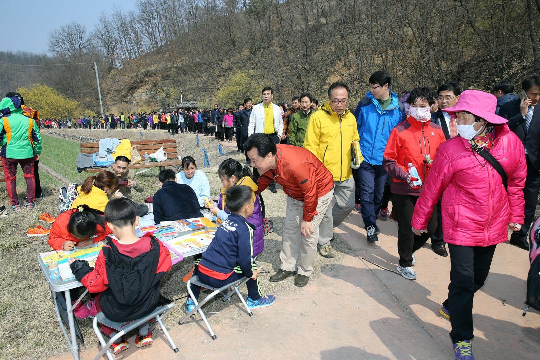 '제9회의성산수유꽃축제' 게시글의 사진(9) 'A41U0590.JPG'