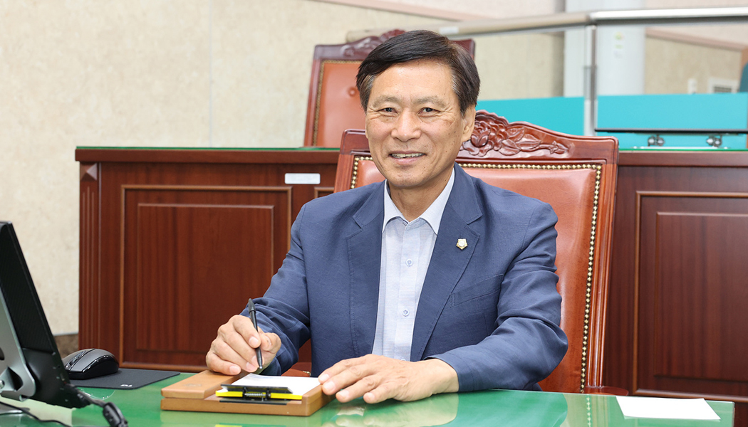 의성군의회 김민주 의원 사진
